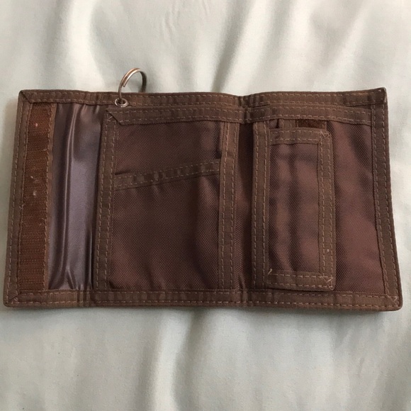 Small Velcro Wallet - Picture 3 of 8